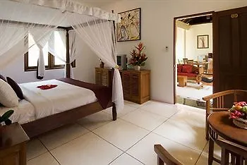 Putri Bali Suite Villa Seminyak