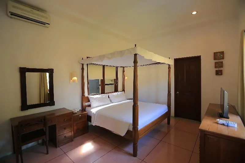 Putri Bali Suite Villa Seminyak  0*, Seminyak (Bali)