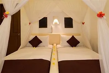 Putri Bali Suite Villa Seminyak  0*, Seminyak (Bali)