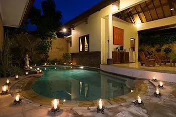Putri Bali Suite Villa Seminyak   Seminyak (Bali)