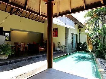 Putri Bali Suite Villa Seminyak  Seminyak (Bali)